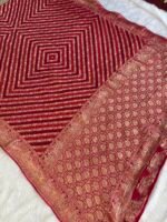 Rajvaari Bandhani Khaddi georgatte Saree – Rich Maroon with Traditional Gold Zari Weave